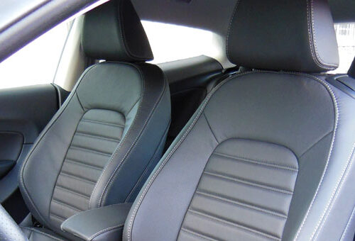 tapizado cuero auto vw scirocco 03 Tapiado de cuero de un VW Scirocco