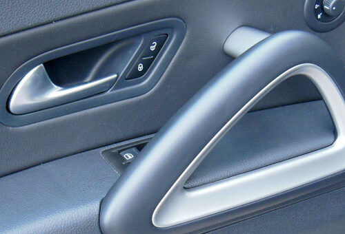 tapizado cuero auto vw scirocco 07 Tapiado de cuero de un VW Scirocco