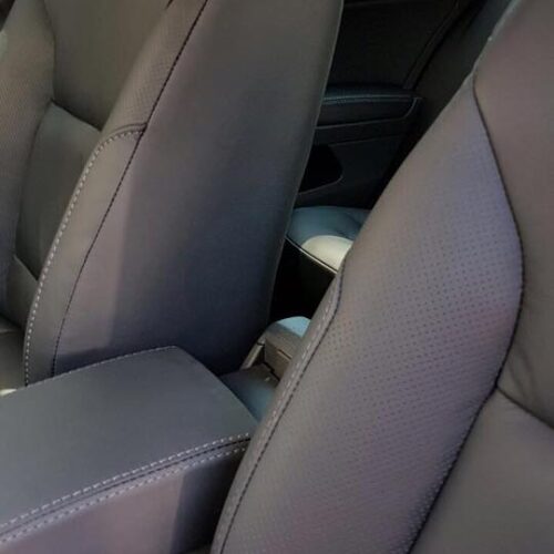 Tapizado de cuero VW Golf 2017 03 Tapizado cuero negro y costuras claras VW Golf 2017