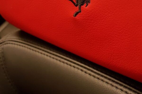 Tapizado cuero premium Ferrari Tapizado de Cuero Premium | Ferrari | Tapizados Gestald
