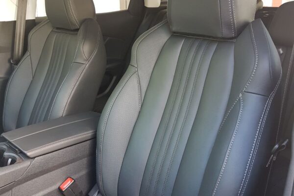 tapizado de cuero Peugeot 3008 03 Tapizado en Cuero | Peugeot 3008 | Tapizados Gestald
