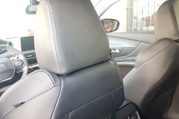 tapizado de cuero Peugeot 3008 10 Tapizado en Cuero | Peugeot 3008 | Tapizados Gestald