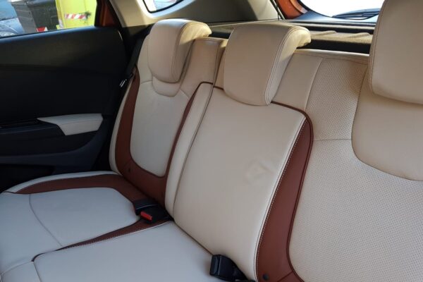 4EA190EA-27CE-4247-98FA-1B7722054131 Tapizado cuero premium Renault Captur