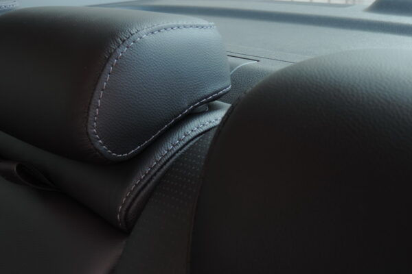 vw vento 2018 - 23-8-2019 08 Tapizado de cuero negro para VW Vento