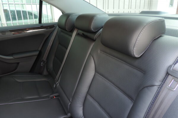 vw vento 2018 - 23-8-2019 10 Tapizado de cuero negro para VW Vento