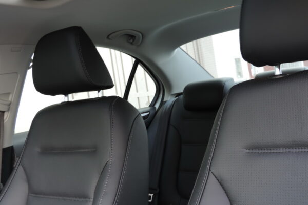 vw vento 2018 - 23-8-2019 13 Tapizado de cuero negro para VW Vento