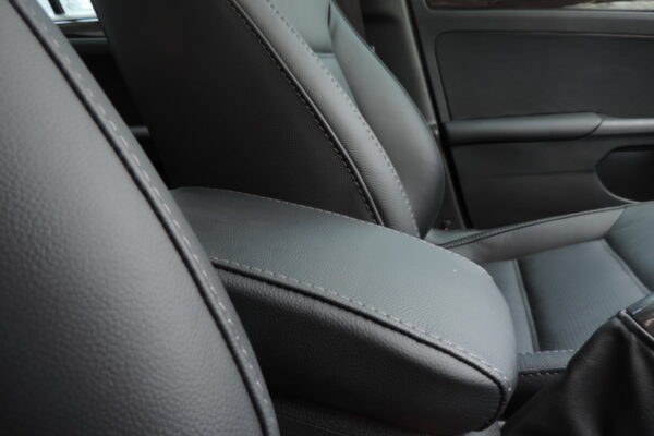 vw vento 2018 - 23-8-2019 31 Tapizado de cuero negro para VW Vento