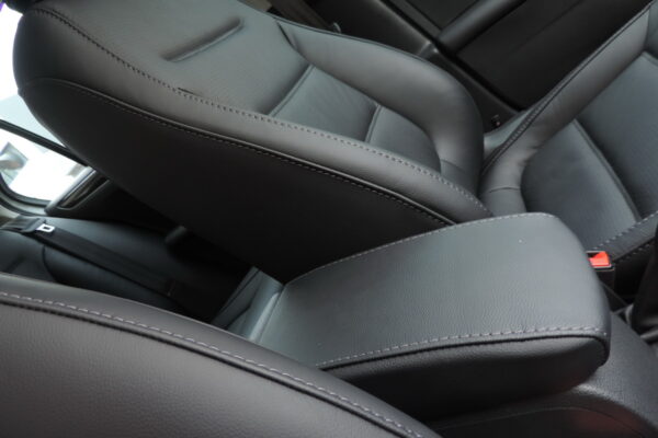 vw vento 2018 - 23-8-2019 32 Tapizado de cuero negro para VW Vento