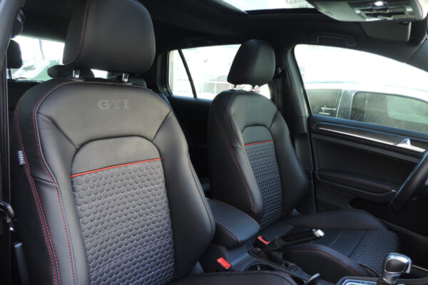 vw golf gti 2018 23-7-2019 04 Tapizado de cuero premium para VW Golf GTI