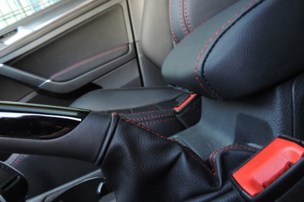 vw golf gti 2018 23-7-2019 40 Tapizado de cuero premium para VW Golf GTI