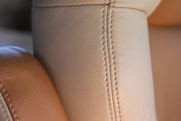 mb sprinter 515 19-10-2020 hr 11 Tapizado de cuero Mercedes Benz Sprinter Caravana | Tapizados Gestald