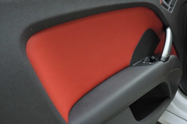 image tapizado cuero audi tt 04 Tapizado de cuero Audi TT
